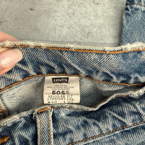 Vintage Levi’s 505 Light Wash Straight Leg Jeans Made in Puerto Rico W30 L30 - Picture 6 of 10